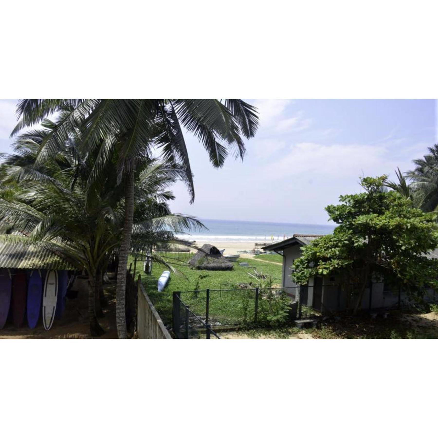 Long Beach Guest House Hikkaduwa Esterno foto
